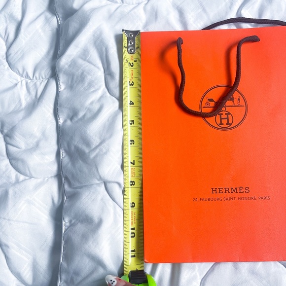 Hermes Shopping Bags - Picture 2 of 3